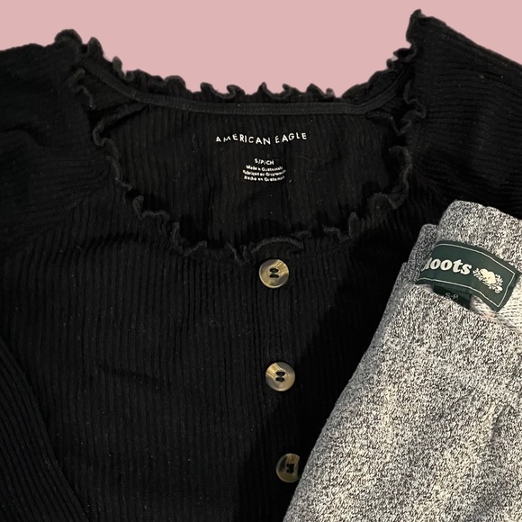 Ribbed Lettuce Hem Button Top - Picture 3 of 3